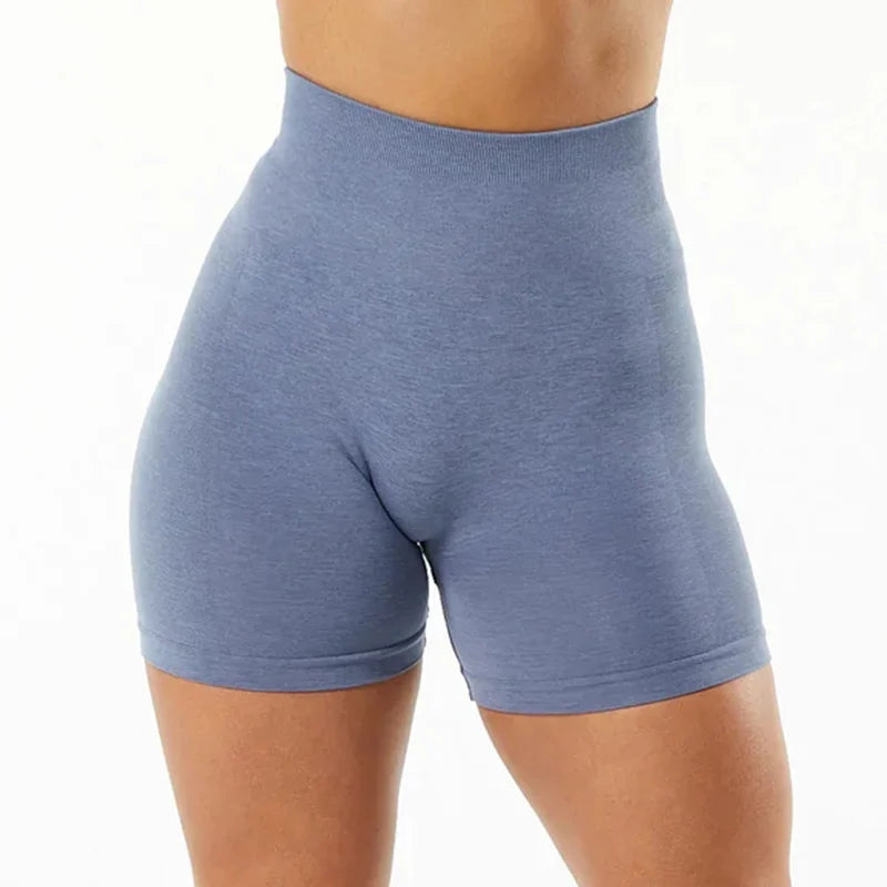 Shorts de fitness esportivos sem costura Vaambii de cintura alta. 