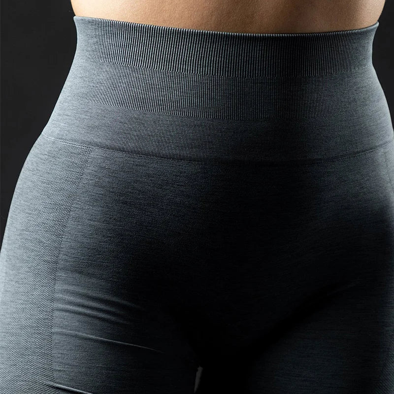 Vaambii seamless sports high waist fitness Shorts.