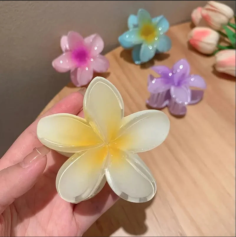 Floral Chic Hair Clips Elegant Style